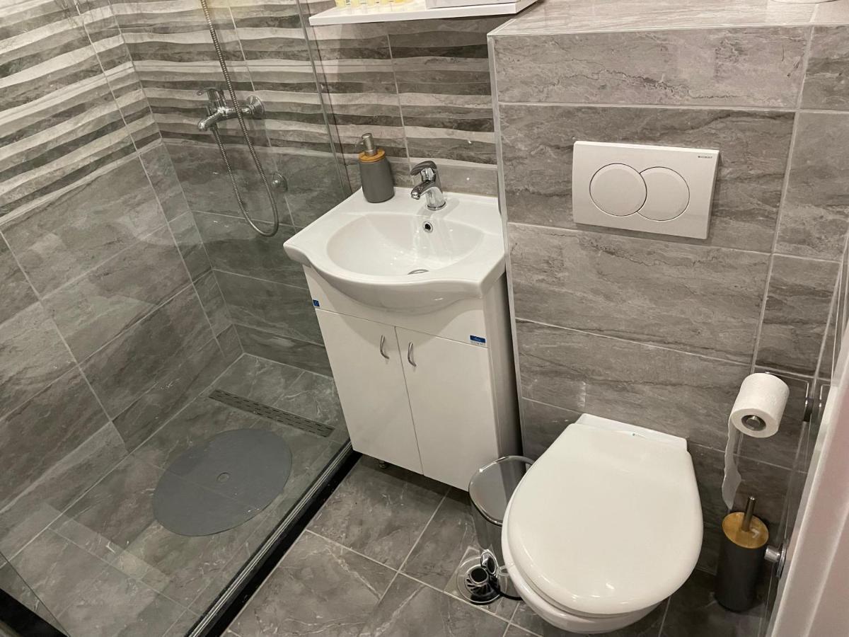 Bora Apartmani - Free Parking - City Center Vranje Bagian luar foto