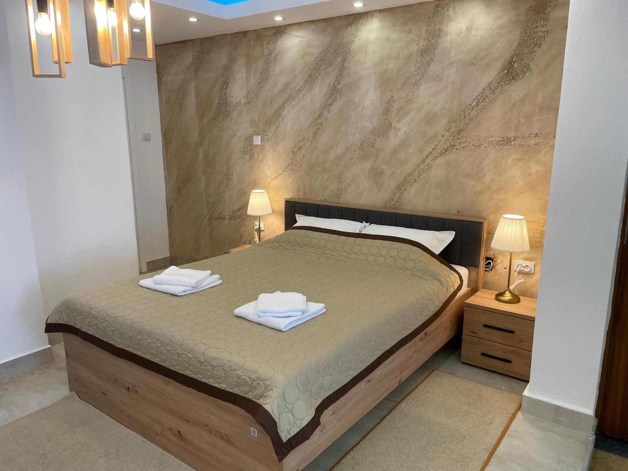 Bora Apartmani - Free Parking - City Center Vranje Bagian luar foto